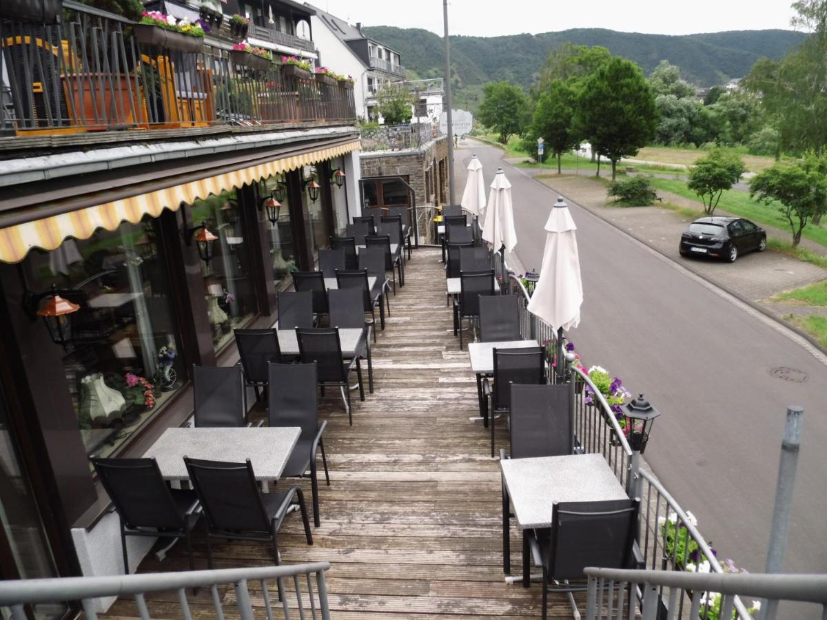 Hotel Restaurant Zum Valwiger Herrenberg Exterior foto