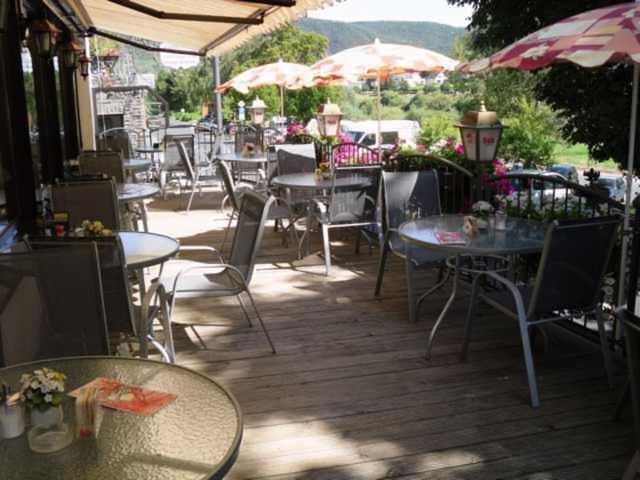 Hotel Restaurant Zum Valwiger Herrenberg Exterior foto